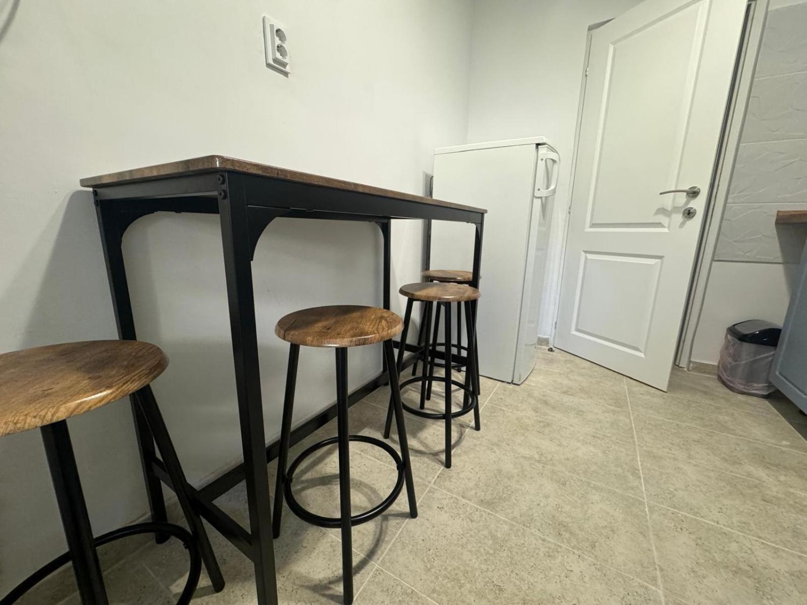 Peony Apartament Craiova Eksteriør bilde